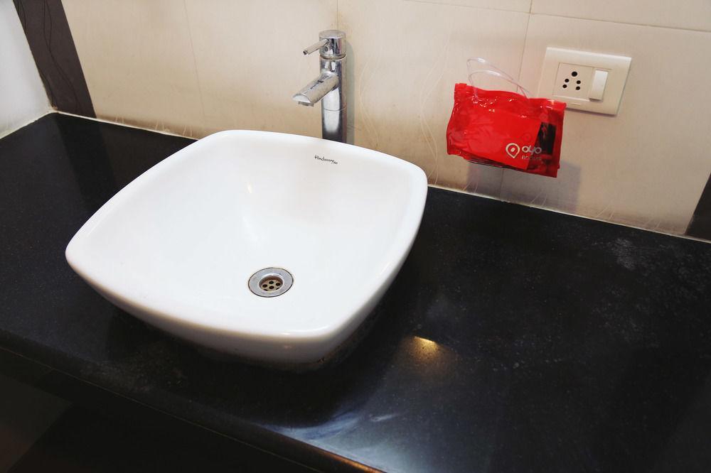 Oyo Rooms Yerwada Chowk Pune Exterior photo